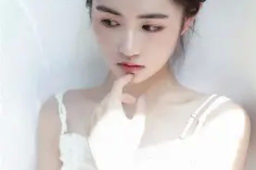 又曝4大瓜！因情伤割腕、知名女星退圈、减肥进急诊 黄晓明最意外