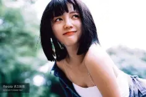 过度美颜抹杀辨识度娜扎合照撞脸网红引热议网友集体考古生图